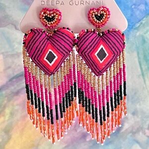 🌺🎉HP🎉🌺 NWT Deepa Gurnani Beaded Heart Fringe Chandeliers